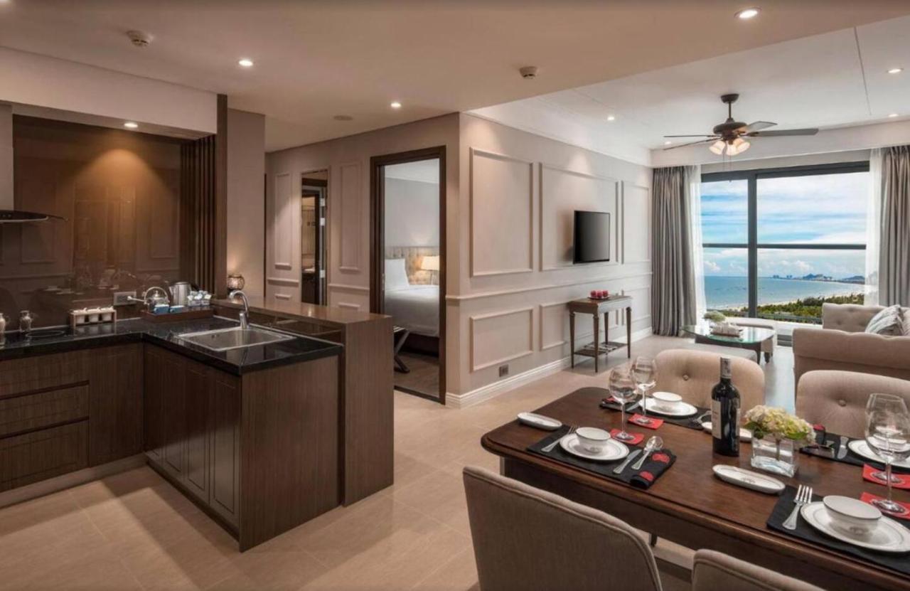 Luxury Apartment - Rooftop Swimming Pool - Beach Front - Hinata Apartment Da Nang Exterior photo